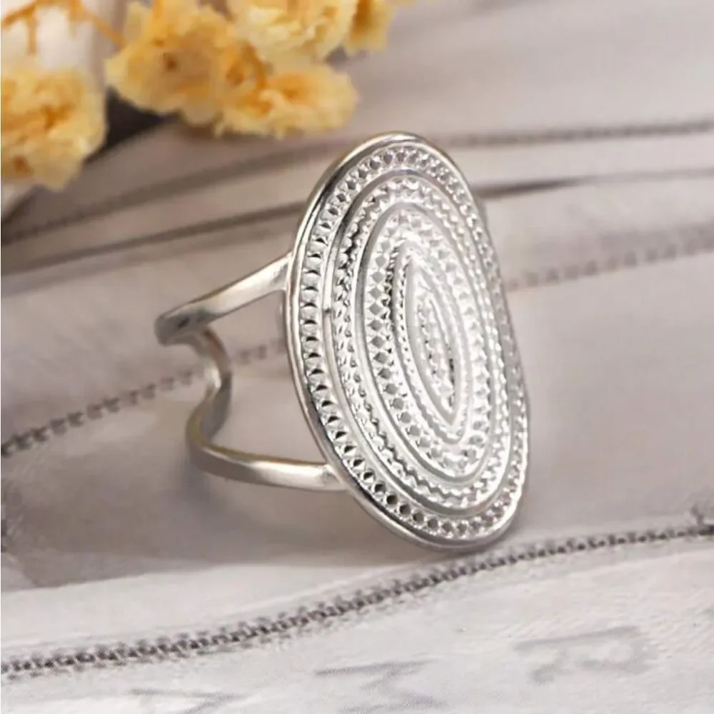 Silver Medallion Ring 7